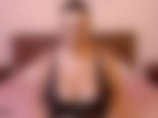 Live cam show with VeraNoireVip - Anal on Dare Cams