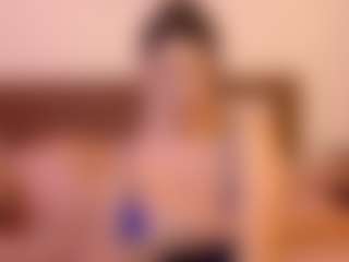 Live cam show with VeraNoireVip - Big Balls on Camsoda