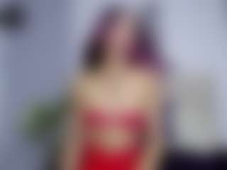 britanny-18's Live Sex Cam Show