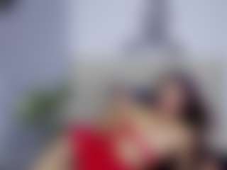 britanny-18's Live Sex Cam Show