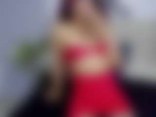 britanny-18's Live Sex Cam Show