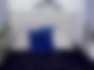 britanny-18's Live Sex Cam Show