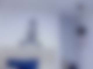 britanny-18's Live Sex Cam Show