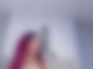 britanny-18's Live Sex Cam Show