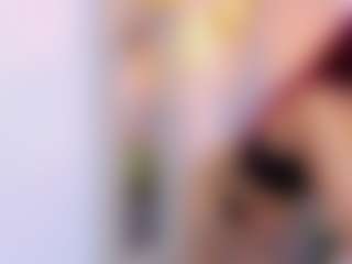britanny-18's Live Sex Cam Show