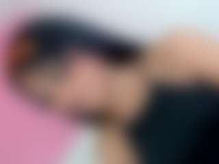 Live cam show with daniathompson - Brown Eyes on Strip Flash - Live Sex Shows