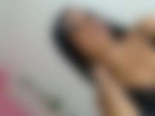 Live cam show with daniathompson - Facial Piercings on Milfs Live