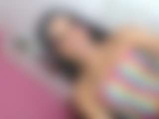 Live cam show with daniathompson - Average on Dare Cams