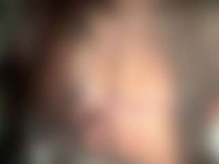 Live cam show with LILI - Granny on Hubzter Live