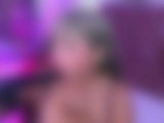 Live cam show with LillyCupcake - Petite on Camiplay Live