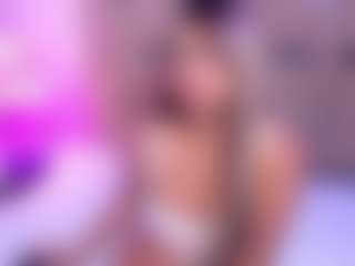 Live cam show with LillyCupcake - College Curvy on Camsoda
