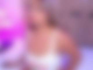 Live cam show with LillyCupcake - College Teen (18+) on liverealitysex.com