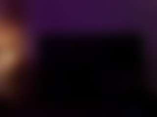 Lunasilk's Live Sex Cam Show