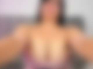 Lunasilk's Live Sex Cam Show