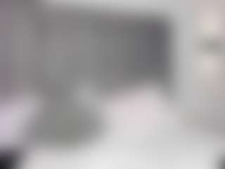Lunasilk's Live Sex Cam Show