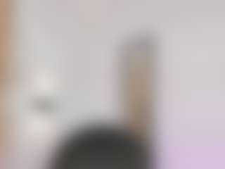 Lunasilk's Live Sex Cam Show