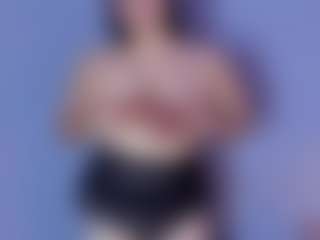 MiaHills's Live Sex Cam Show