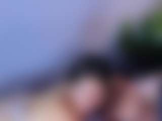 MiaHills's Live Sex Cam Show