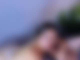 MiaHills's Live Sex Cam Show