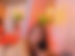 MiaHills's Live Sex Cam Show
