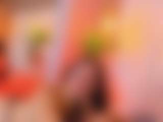 MiaHills's Live Sex Cam Show