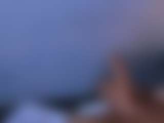 MiaHills's Live Sex Cam Show