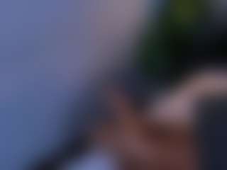 MiaHills's Live Sex Cam Show