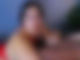 MiaHills's Live Sex Cam Show