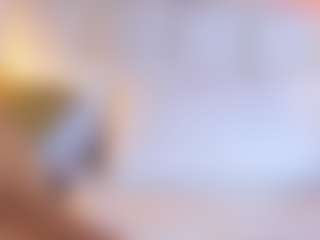 Live cam show with MiaHills - Normal on Camming Site