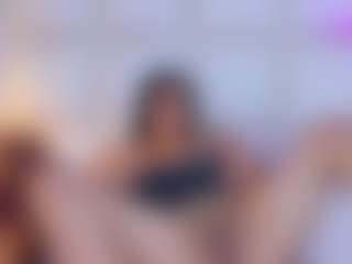 Live cam show with MiaHills - Brown Hair on Camsoda Late Night