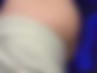 AidaGravette's Live Sex Cam Show