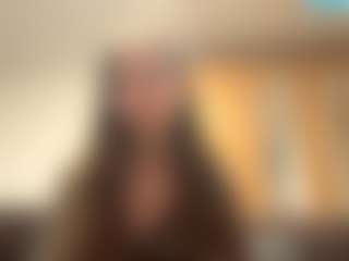 Live cam show with CarylGillece - Facial on Camsoda