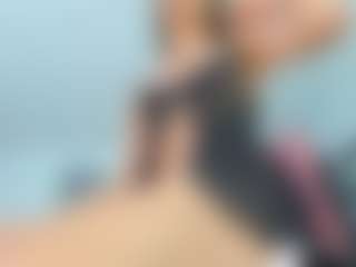 dani-sweet-ts's Live Sex Cam Show