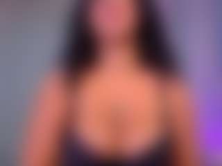 Live cam show with Danni-gh - Average on Camiplay Live