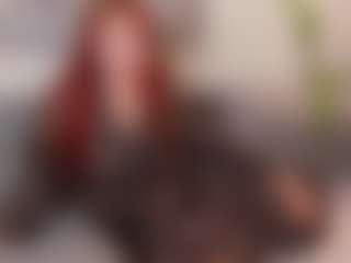 Live cam show with avrorarose - Kisses on Dare Cams