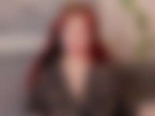 Live cam show with avrorarose - Chubby on Lustler