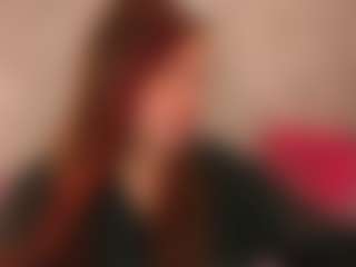 Live cam show with avrorarose - Kisses on Gym Cam Girls
