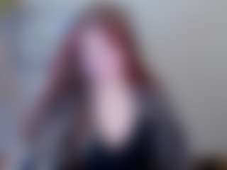 Live cam show with avrorarose - Moaning on Camiplay Live