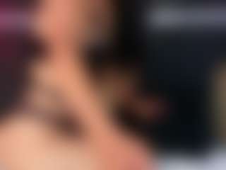 Flora-Rowe's Live Sex Cam Show