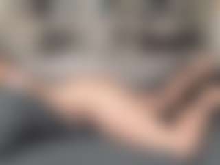 FlorrieDepasse's Live Sex Cam Show
