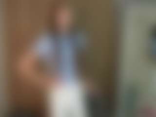 Live cam show with IllaShappard - New Young Adult on CamwithHer