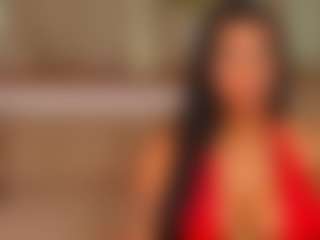 Live cam show with Kimberly-Patterson - Striptease MILF on Dolls Live
