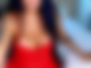 Live cam show with Madelene-Navarro - Genital Piercings on milfzrlive.com