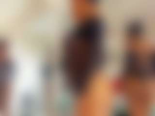 Live cam show with miia-wills - Ebony on Milfs Live | colombia