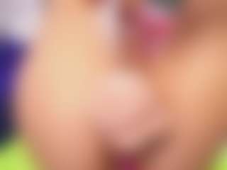sasha-brunettee's Live Sex Cam Show