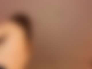 Live cam show with suedreamyy - Green Eyes on SxyPornLive