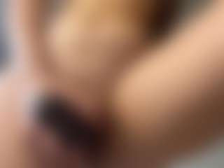 Lilian's Live Sex Cam Show