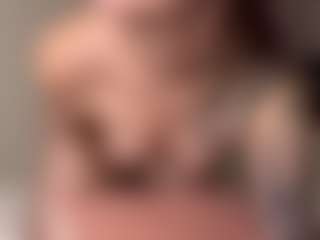 Lilian's Live Sex Cam Show