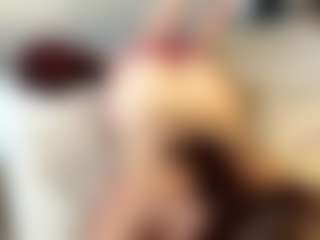 Lilian's Live Sex Cam Show