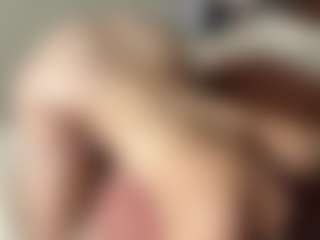Lilian's Live Sex Cam Show